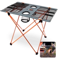 Mesa Dobravel Portatil Cosmo Azteq para Praia Camping e Pesca